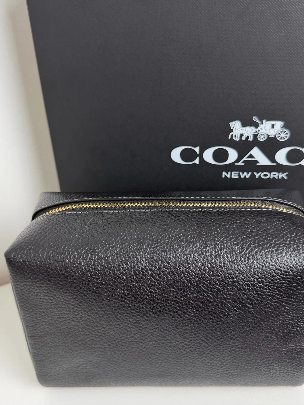 NWT Coach Essential Cosmetic Pouch - Picture 5 of 10